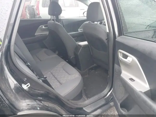 KNDCB3LC2H5074131 2017 KIA NIRO - Image 8