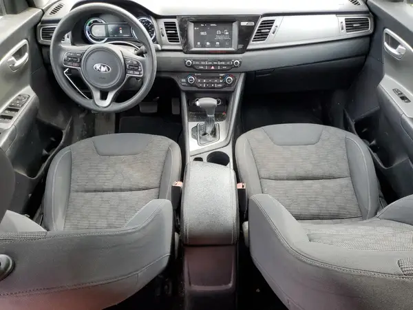 KNDCB3LC2H5077160 2017 KIA NIRO - Image 8