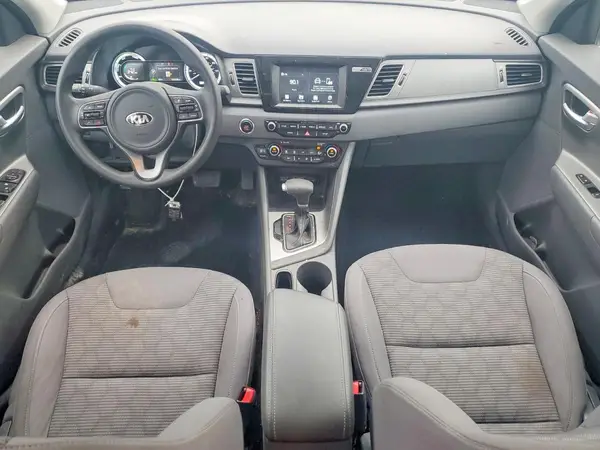 KNDCB3LC2H5079992 2017 KIA NIRO - Image 8