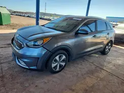 KNDCB3LC2H5083637 2017 KIA NIRO