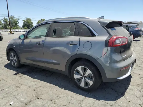 KNDCB3LC2H5084724 2017 KIA NIRO - Image 2