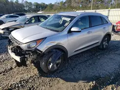 KNDCB3LC2H5085159 2017 KIA NIRO