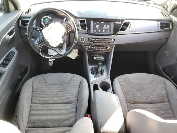 KNDCB3LC2H5085159 2017 KIA NIRO - Image 8