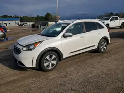 KNDCB3LC2H5088529 2017 KIA NIRO