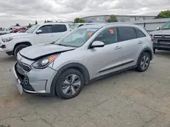KNDCB3LC2H5090345 2017 KIA NIRO