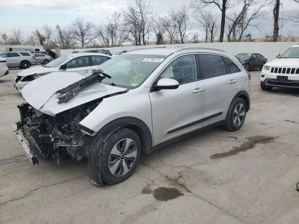 KNDCB3LC2H5092385 2017 KIA NIRO - Image 1