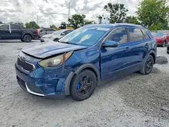 KNDCB3LC2H5093438 2017 KIA NIRO