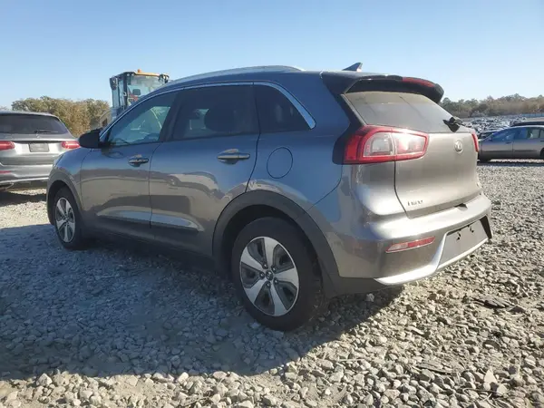 KNDCB3LC2H5094914 2017 KIA NIRO - Image 2