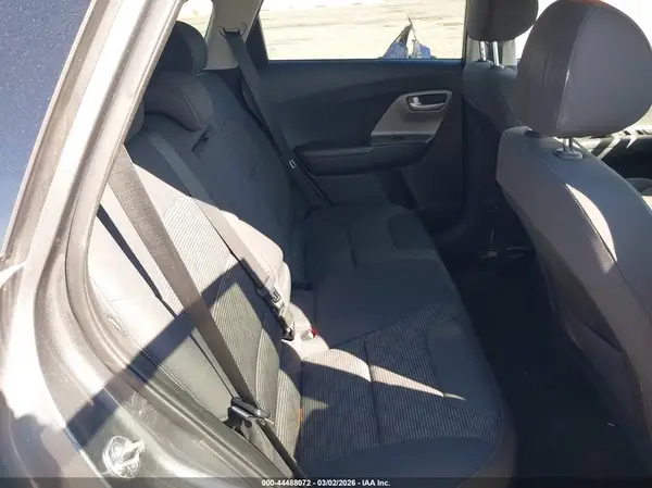 KNDCB3LC2H5101294 2017 KIA NIRO - Image 8