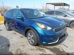 KNDCB3LC2H5104244 2017 KIA NIRO