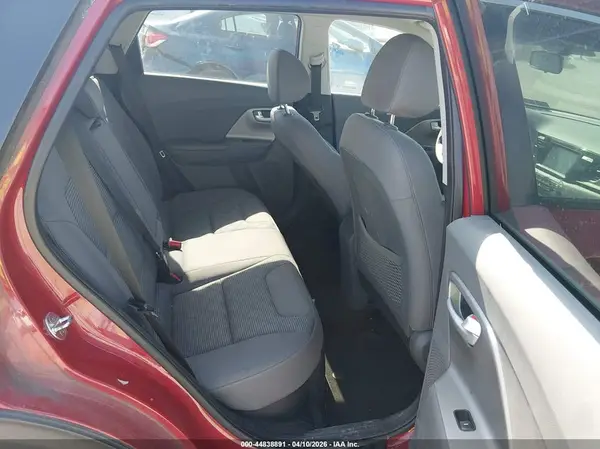 KNDCB3LC2J5117047 2018 KIA NIRO - Image 8