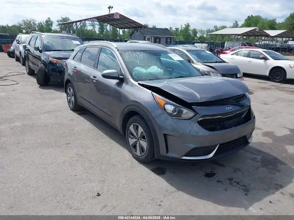 KNDCB3LC2J5119591 2018 KIA NIRO - Image 1