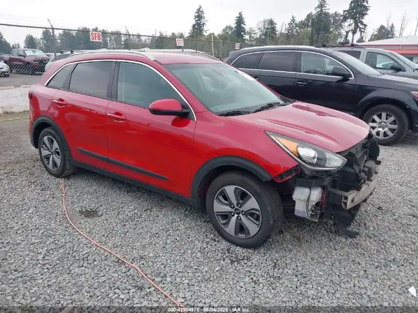 KNDCB3LC2J5129439 2018 KIA NIRO - Image 1