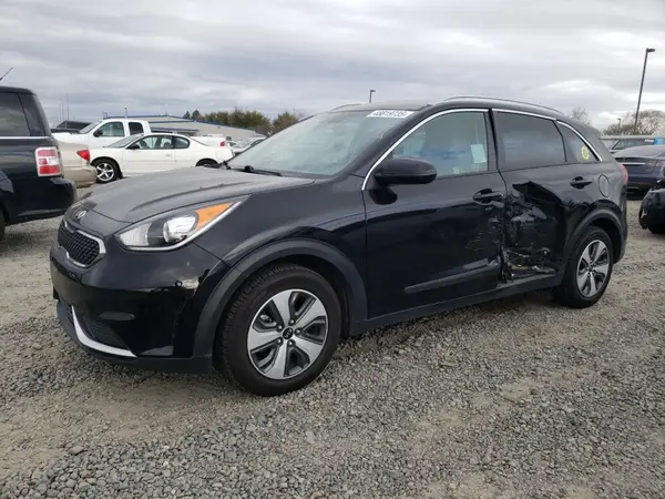 KNDCB3LC2J5135225 2018 KIA NIRO - Image 1