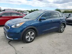 KNDCB3LC2J5139212 2018 KIA NIRO