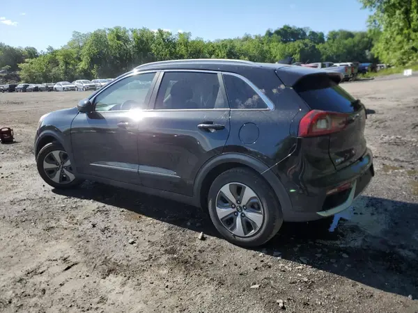 KNDCB3LC2J5201501 2018 KIA NIRO - Image 2