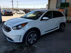 KNDCB3LC2J5210117 2018 KIA NIRO