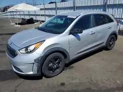 KNDCB3LC2J5212014 2018 KIA NIRO