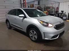 KNDCB3LC2K5218963 2019 KIA NIRO