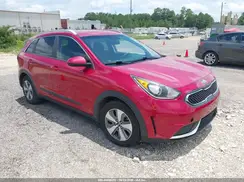 KNDCB3LC2K5238002 2019 KIA NIRO