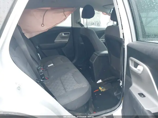 KNDCB3LC2K5245418 2019 KIA NIRO - Image 8