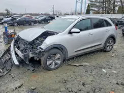 KNDCB3LC2K5257522 2019 KIA NIRO