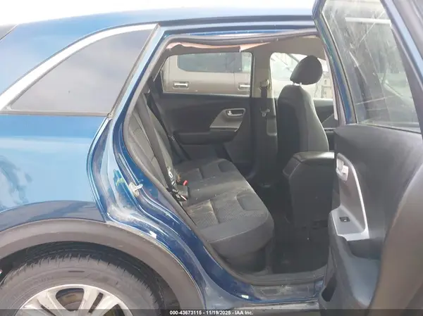KNDCB3LC2K5258492 2019 KIA NIRO - Image 8