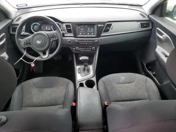 KNDCB3LC2K5264146 2019 KIA NIRO - Image 8