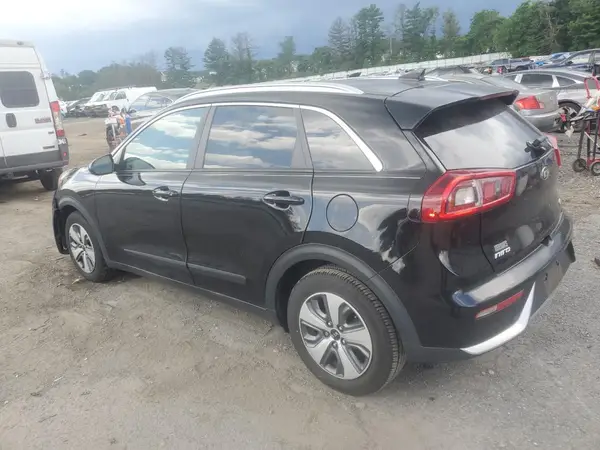 KNDCB3LC2K5264423 2019 KIA NIRO - Image 2