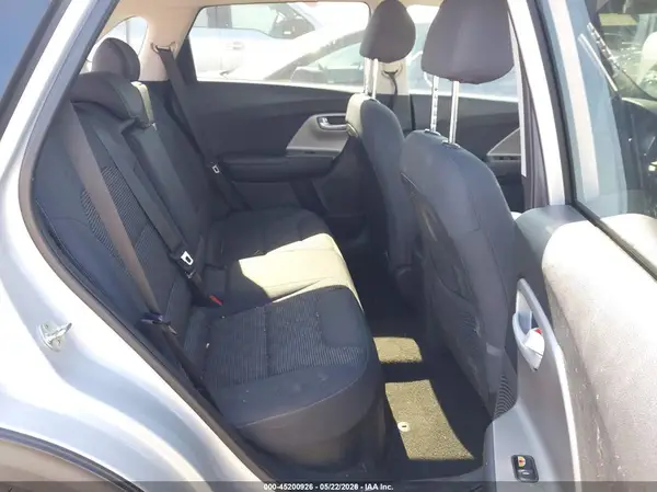 KNDCB3LC2K5266480 2019 KIA NIRO - Image 8