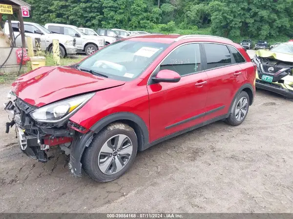 KNDCB3LC2K5284557 2019 KIA NIRO - Image 2