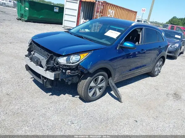 KNDCB3LC2K5295462 2019 KIA NIRO - Image 2
