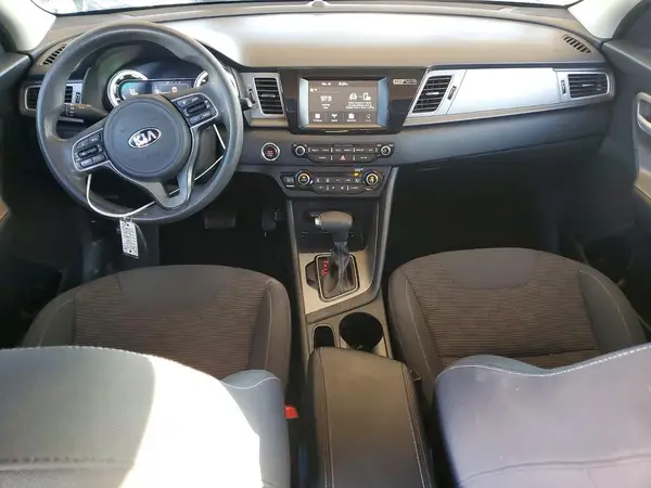 KNDCB3LC2K5300417 2019 KIA NIRO - Image 8