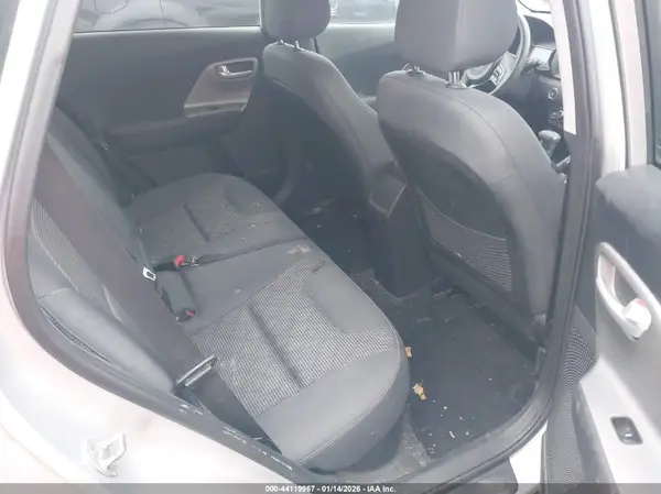 KNDCB3LC2K5302734 2019 KIA NIRO - Image 8