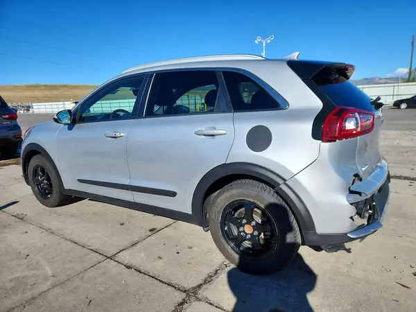 KNDCB3LC2K5302801 2019 KIA NIRO - Image 2
