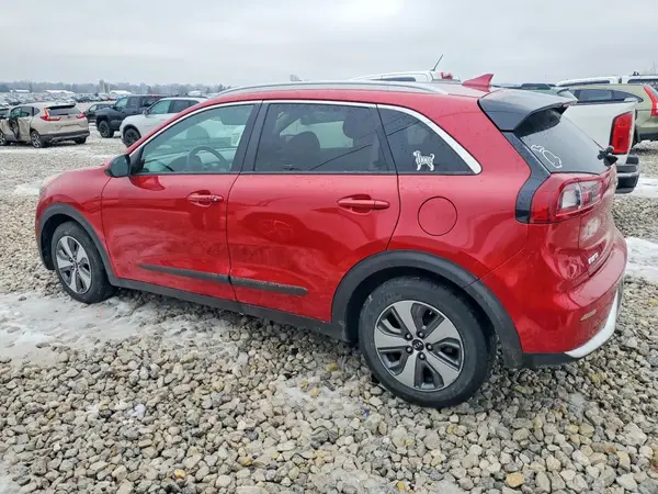 KNDCB3LC2K5305245 2019 KIA NIRO - Image 2
