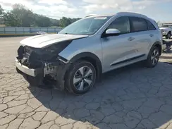 KNDCB3LC2K5318867 2019 KIA NIRO