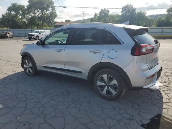 KNDCB3LC2K5318867 2019 KIA NIRO - Image 2