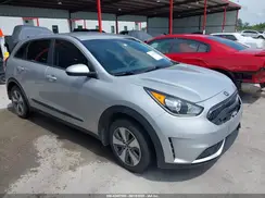KNDCB3LC2K5322711 2019 KIA NIRO