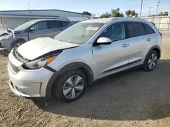 KNDCB3LC2K5324023 2019 KIA NIRO