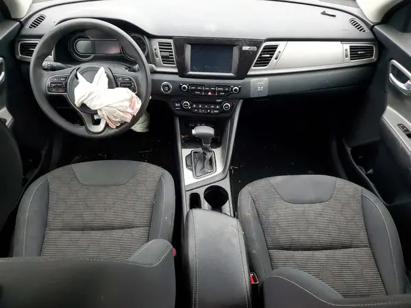 KNDCB3LC2K5336236 2019 KIA NIRO - Image 8