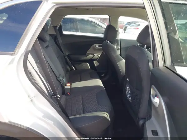 KNDCB3LC2K5336768 2019 KIA NIRO - Image 8
