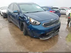 KNDCB3LC2K5346006 2019 KIA NIRO