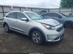 KNDCB3LC2K5353571 2019 KIA NIRO