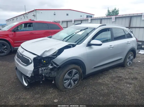 KNDCB3LC2K5353571 2019 KIA NIRO - Image 2
