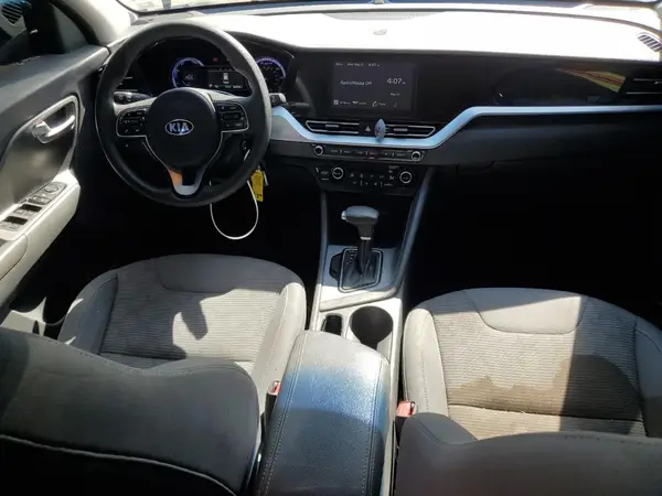 KNDCB3LC2L5361865 2020 KIA NIRO - Image 8