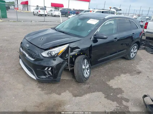 KNDCB3LC2L5364815 2020 KIA NIRO - Image 2