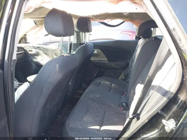 KNDCB3LC2L5375460 2020 KIA NIRO - Image 8