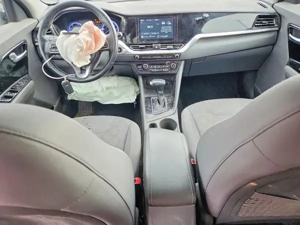 KNDCB3LC2L5375507 2020 KIA NIRO - Image 8