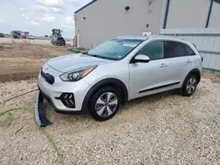 KNDCB3LC2L5395496 2020 KIA NIRO